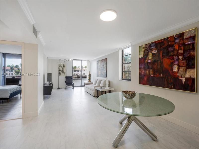Condo for sale at Allington Towers 2F