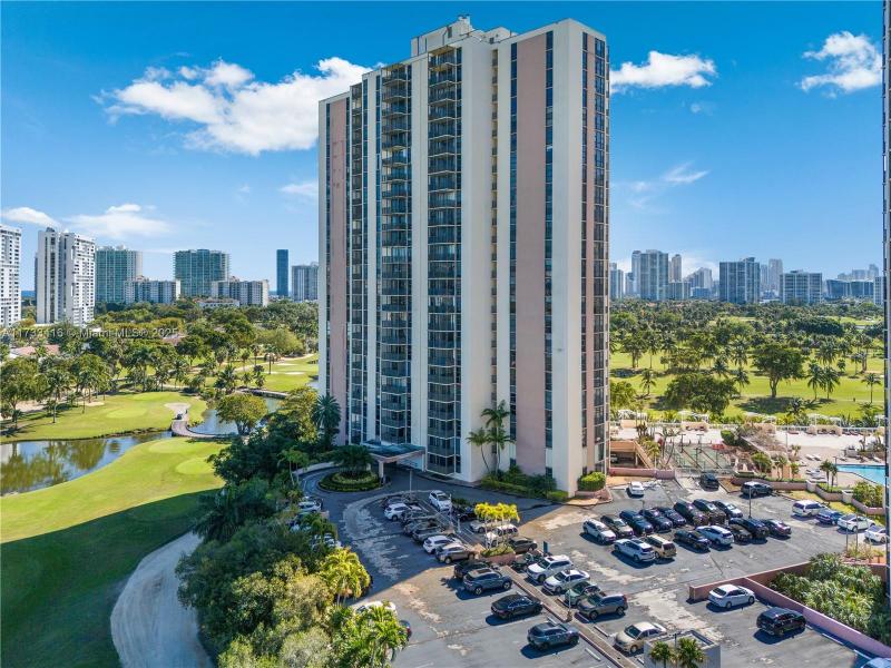 Coronado I Apt #939