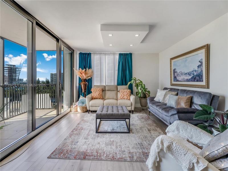 Condo for sale at Coronado I 939