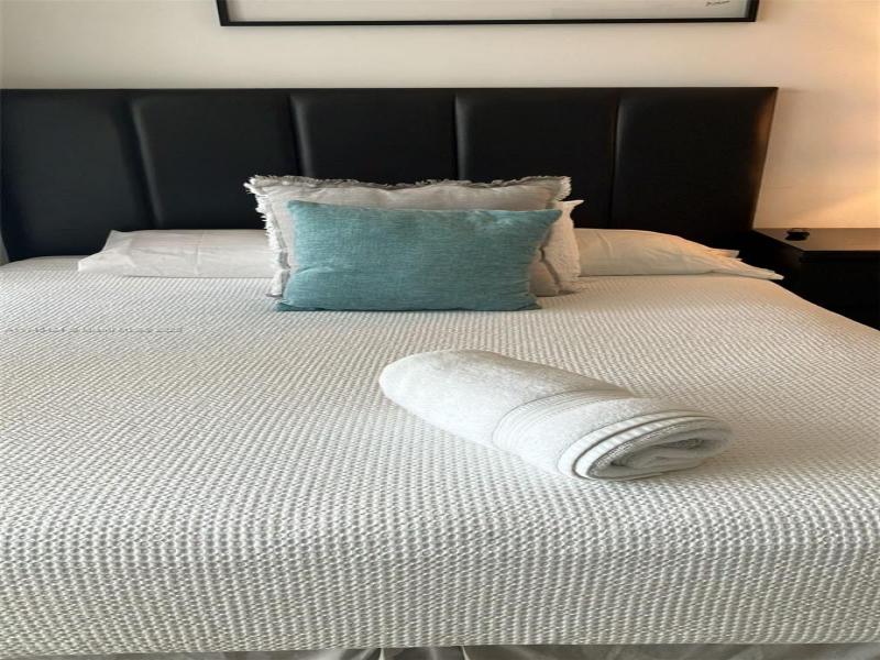 Condo for sale at Aventura Beach Club 1139