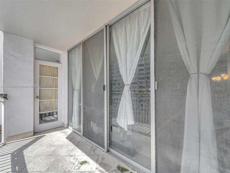 Comprar apartamento en Del Prado South Tower 801