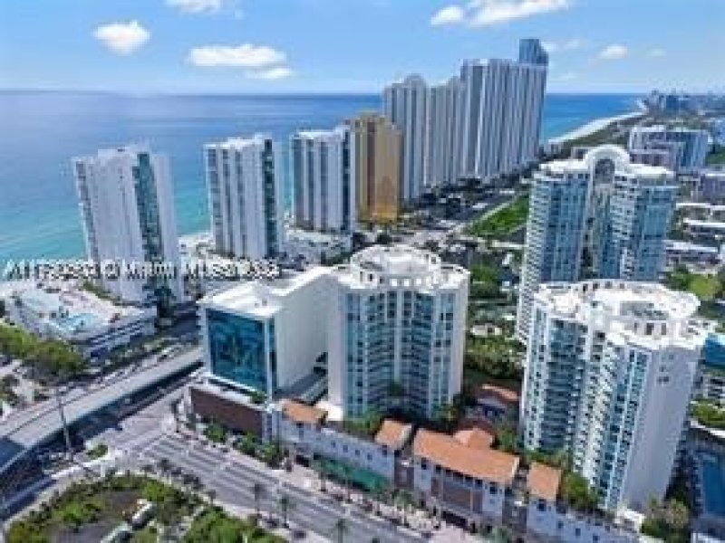 Condo for sale at St Tropez 1-501