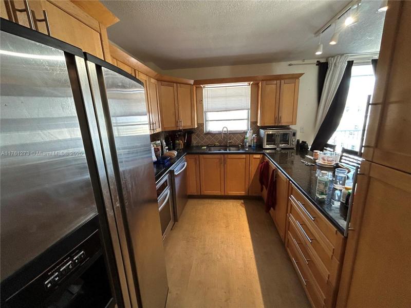 Property photo # 8