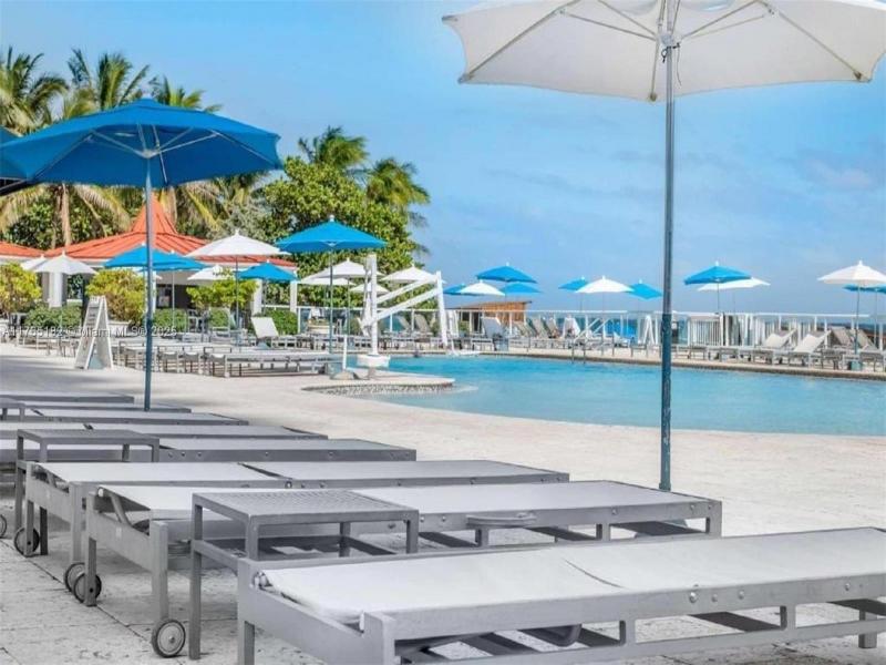 Comprar apartamento en Aventura Beach Club 1022
