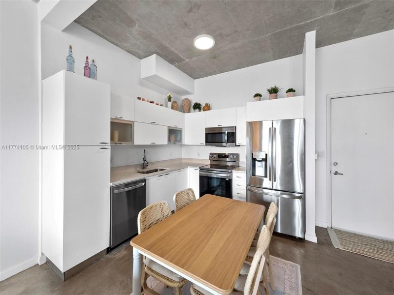 Property photo # 9