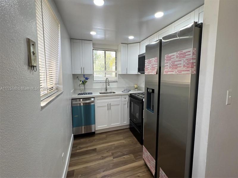 Property photo # 0