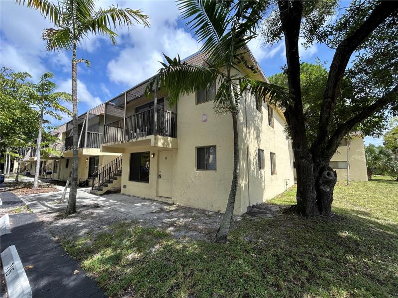 Property photo # 4