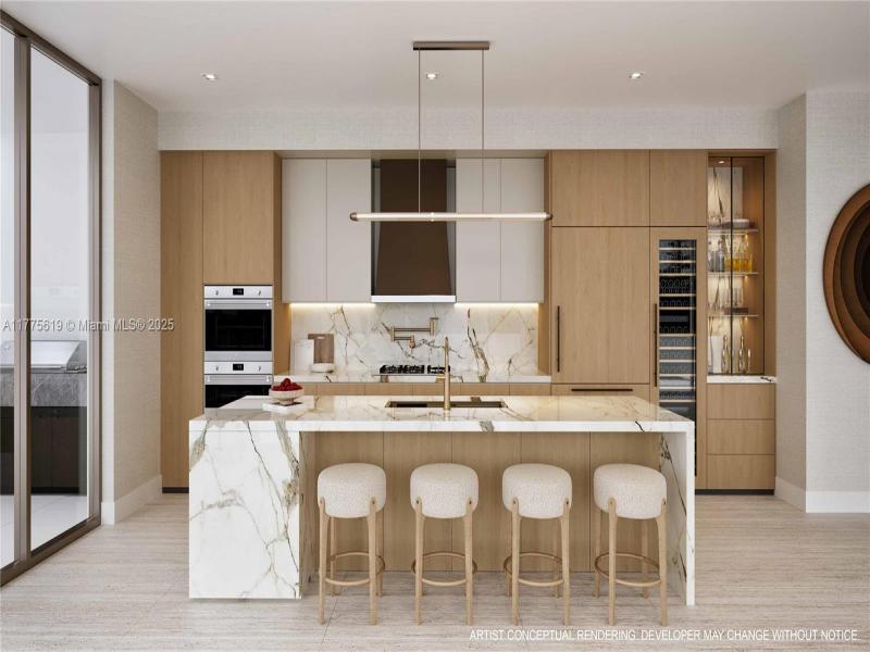 Condo for sale at Bungalow East 601