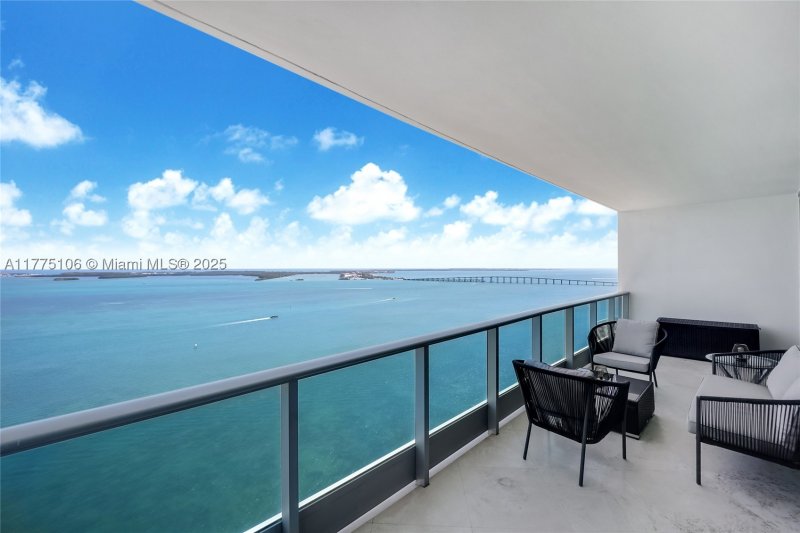 Jade Brickell Apt #2605
