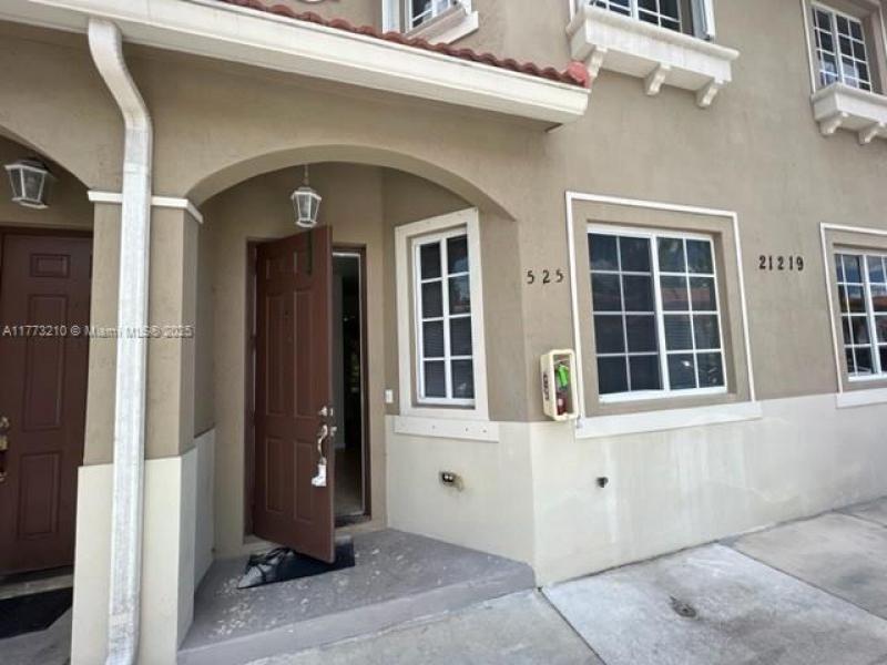 Property photo # 0