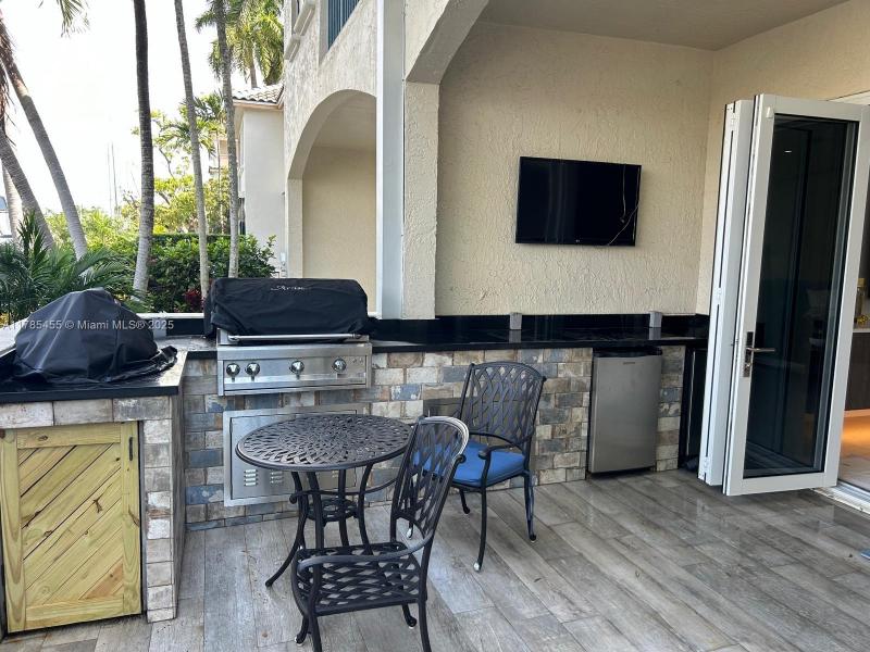 Property photo # 6