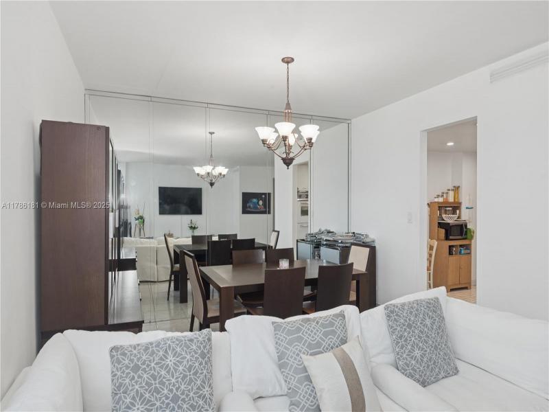 Comprar apartamento en Crystal House 5F