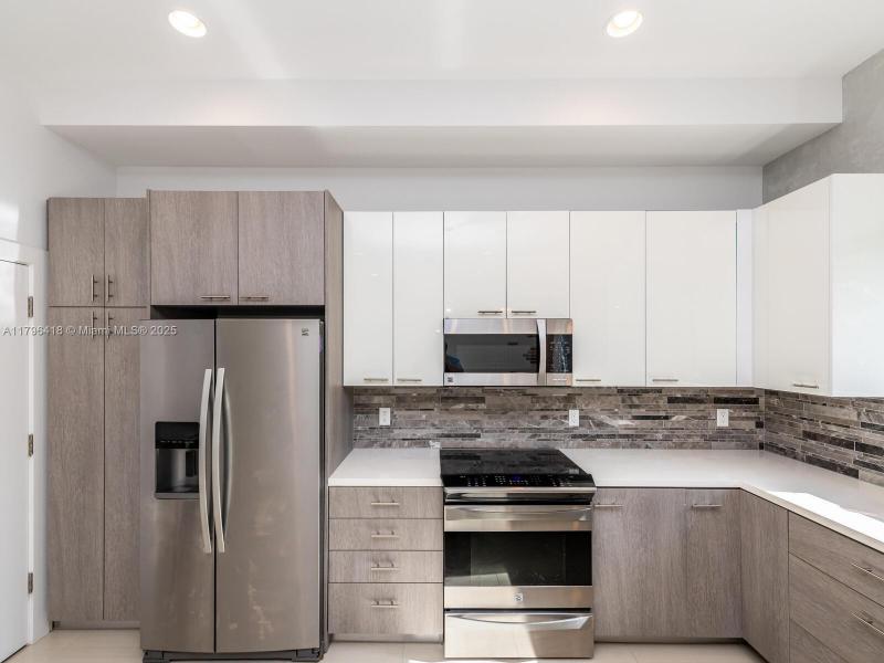 Property photo # 8