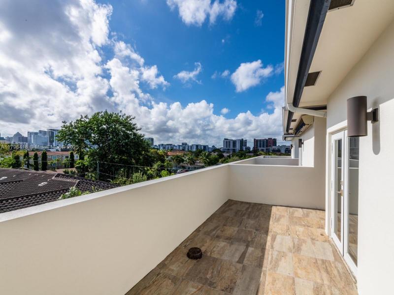 Property photo # 9