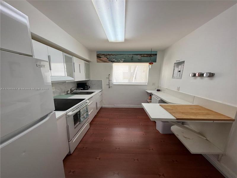 Property photo # 8