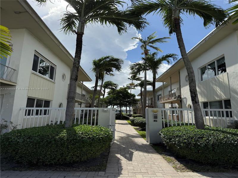 Property photo # 0