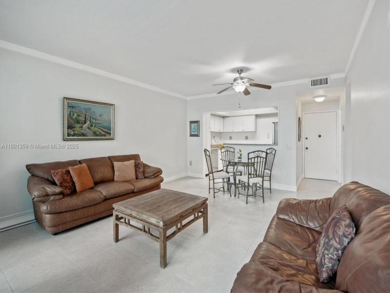 Condo for sale at Alexander Towers 420