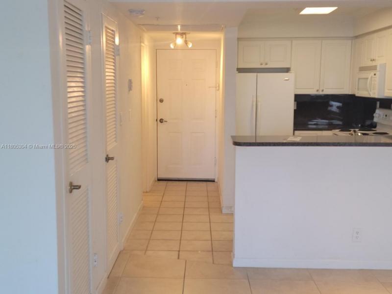 Condo for sale at The Wave Condo 1634
