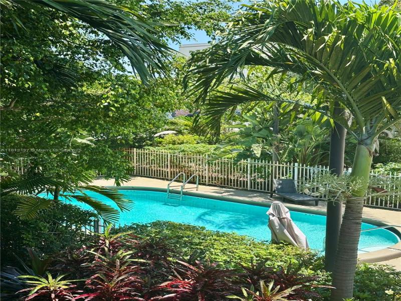 Property photo # 4