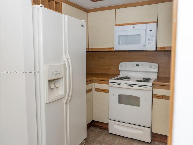 Property photo # 8