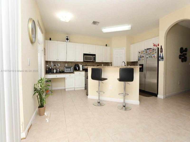 Property photo # 6
