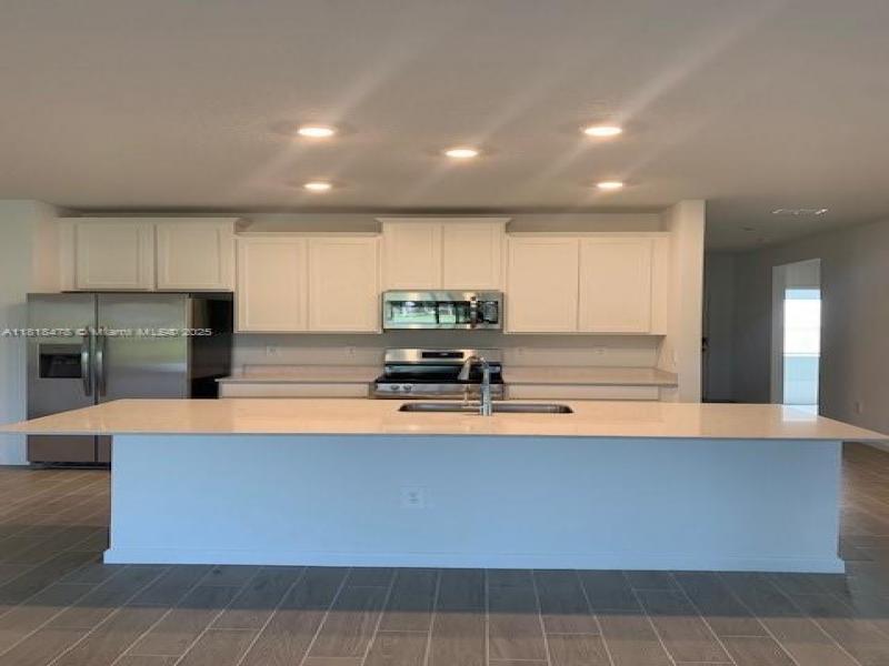 Property photo # 9