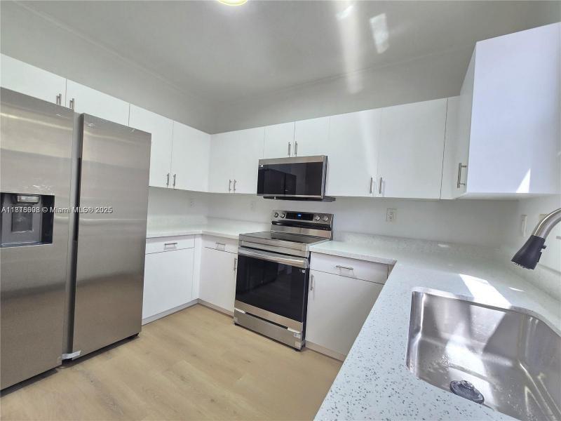 Property photo # 3