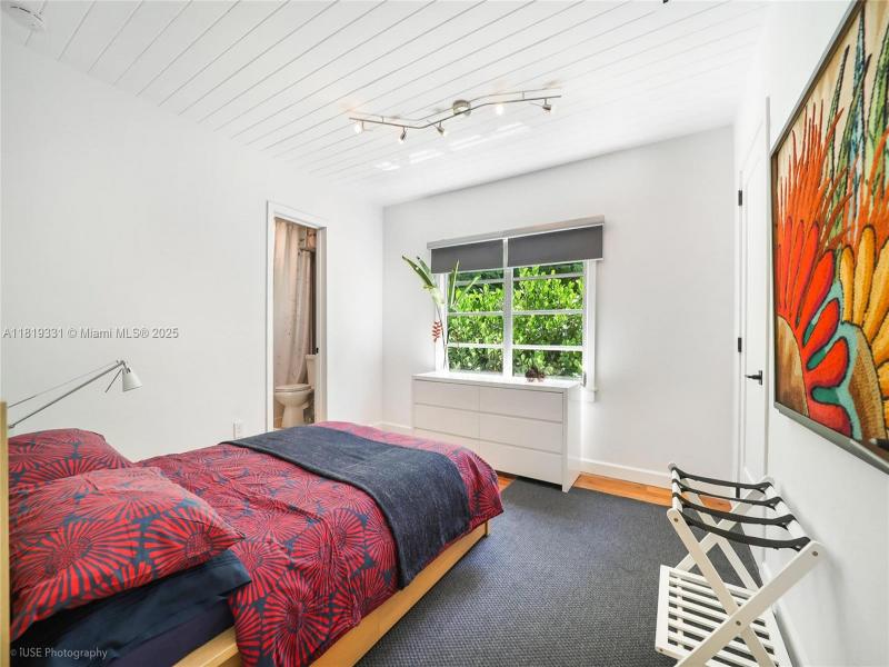 Property photo # 9