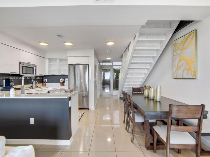 Property photo # 6