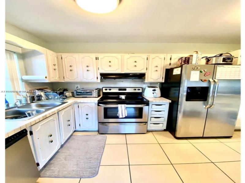 Property photo # 4
