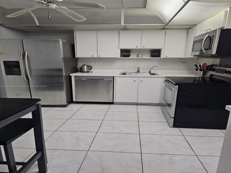 Comprar apartamento en Winston Towers 2111