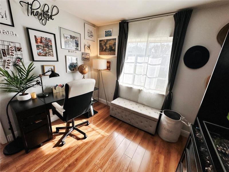 Property photo # 7