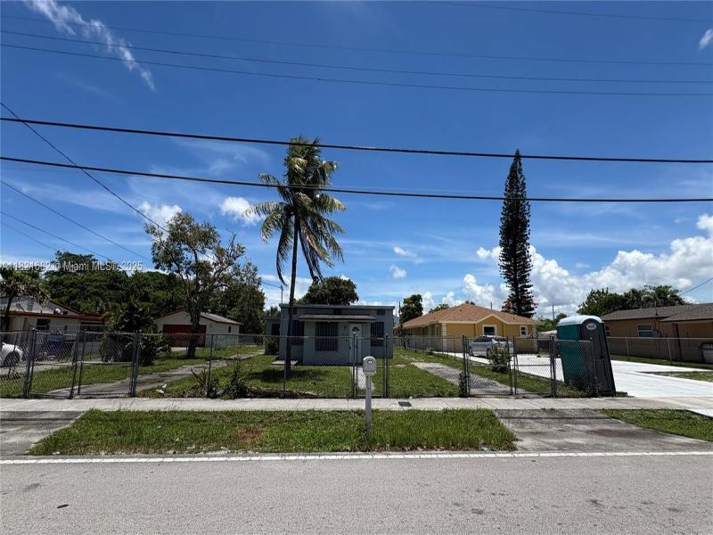 Property photo # 0