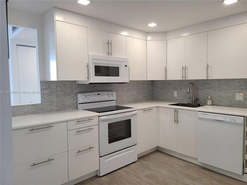 Property photo # 4