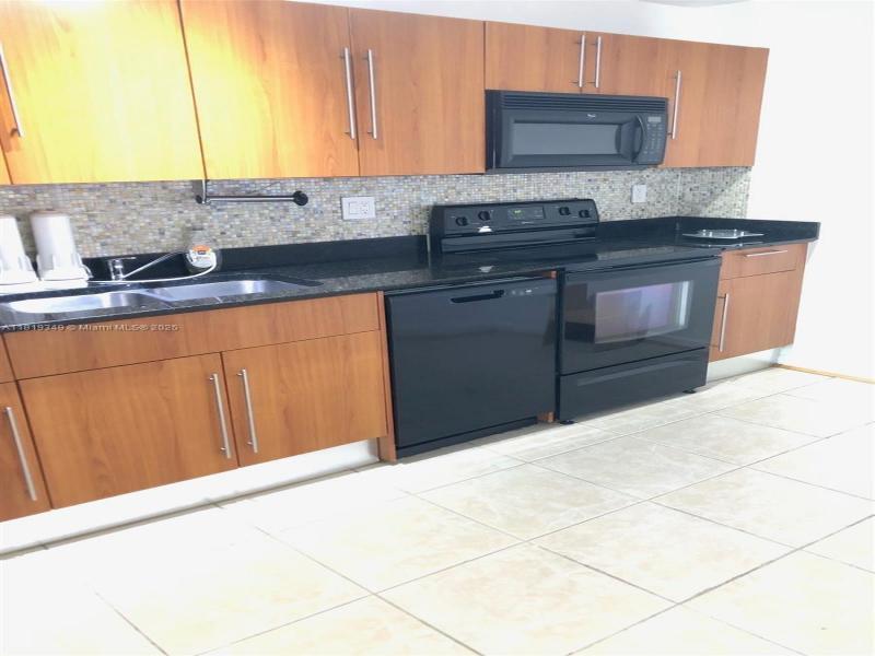 Property photo # 9