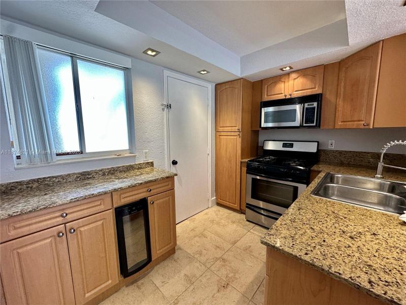 Property photo # 8