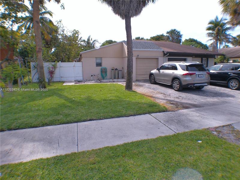 Property photo # 0