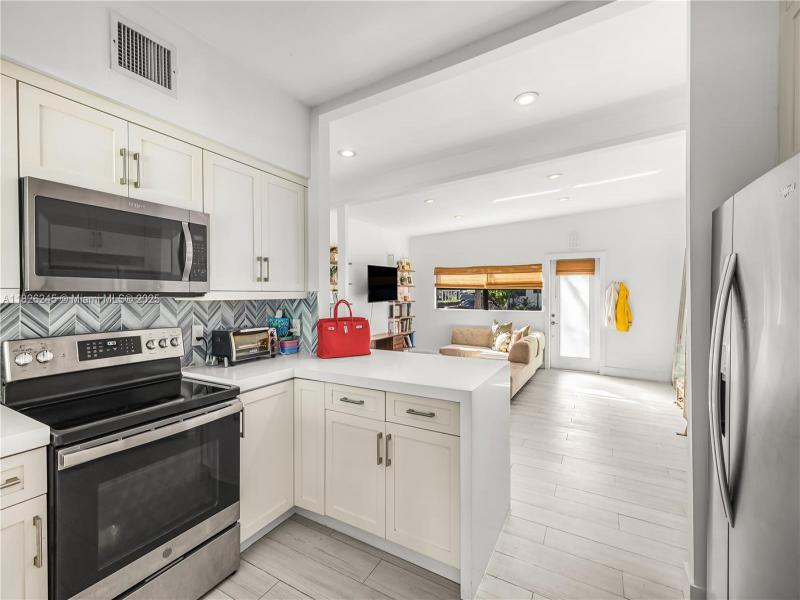 Property photo # 3