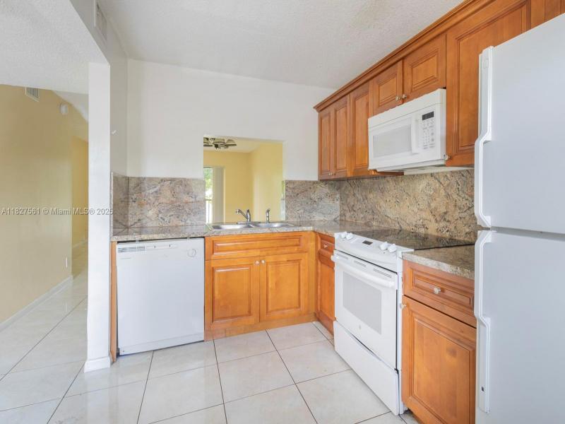 Property photo # 6