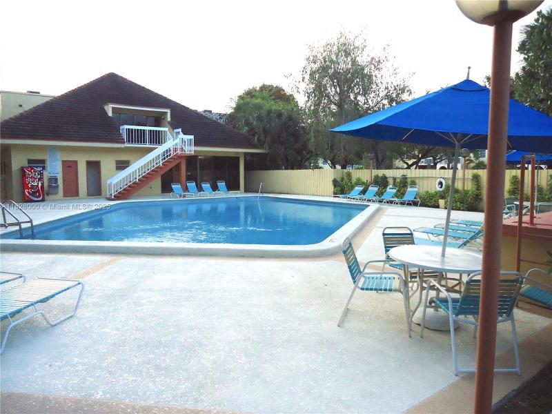 Property photo # 9
