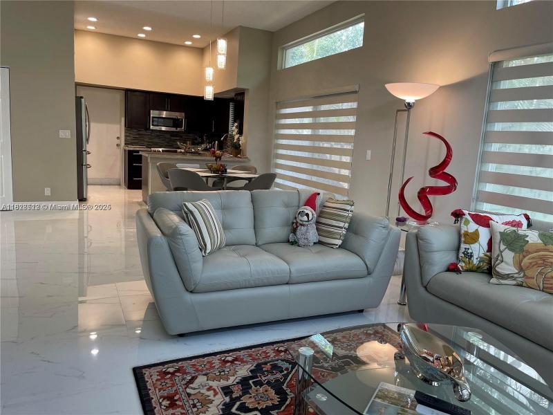 Property photo # 4
