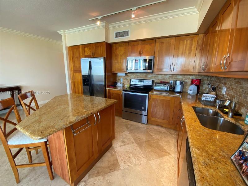 Property photo # 9