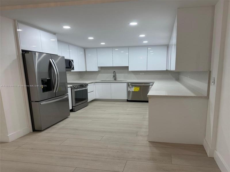 Property photo # 8