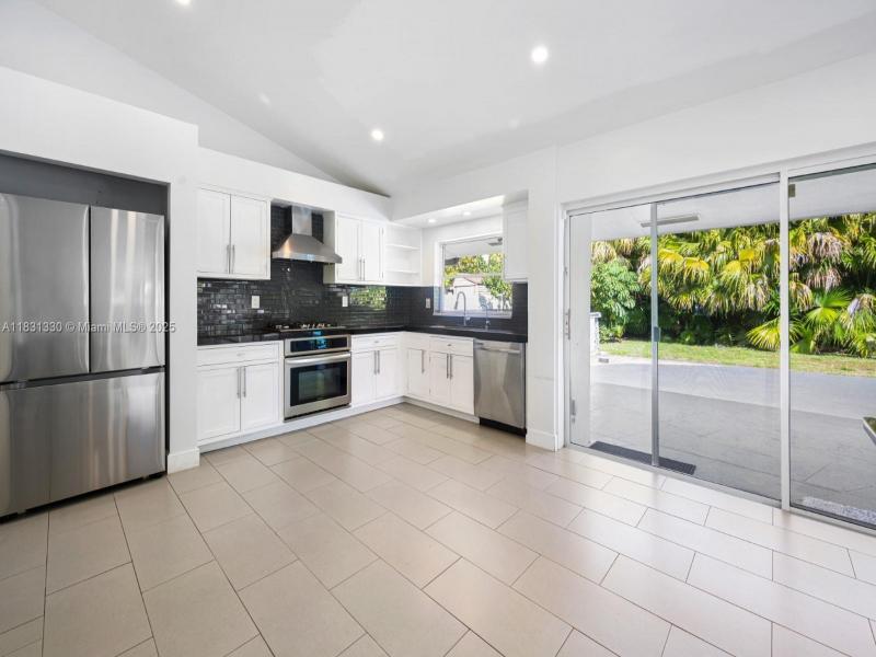 Property photo # 7