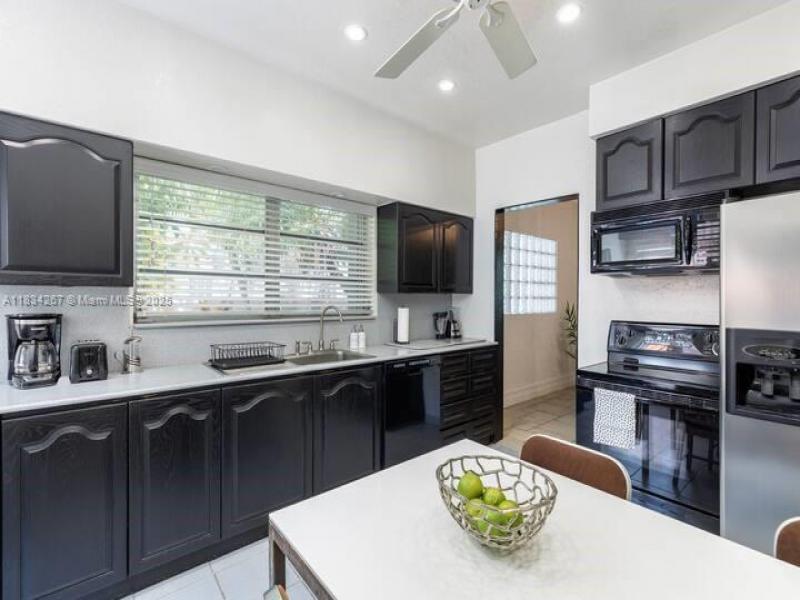 Property photo # 7