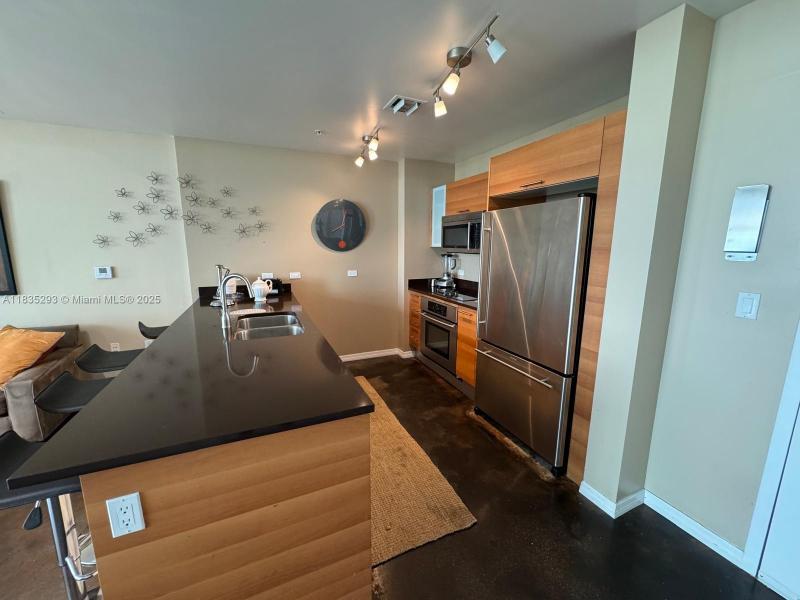 Property photo # 4