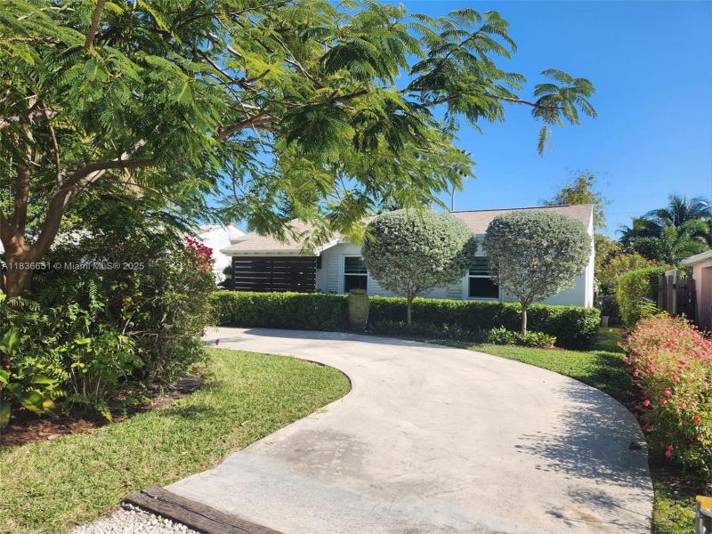 Property photo # 0