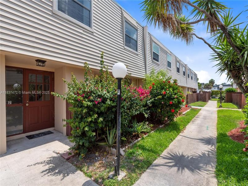 Property photo # 0