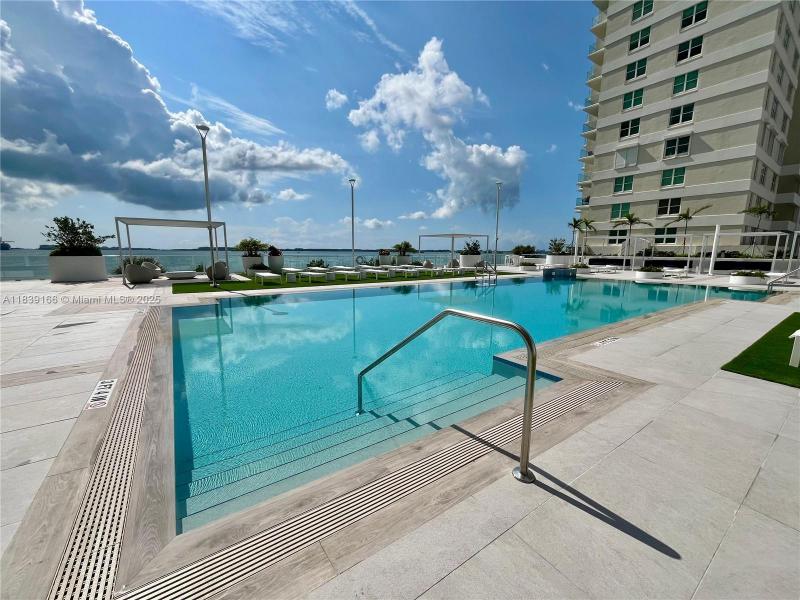 Property photo # 7
