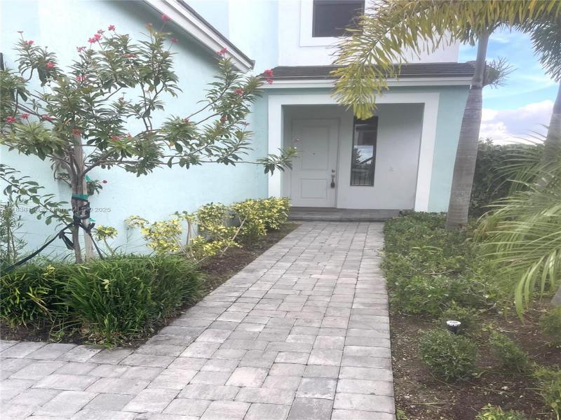 Property photo # 4